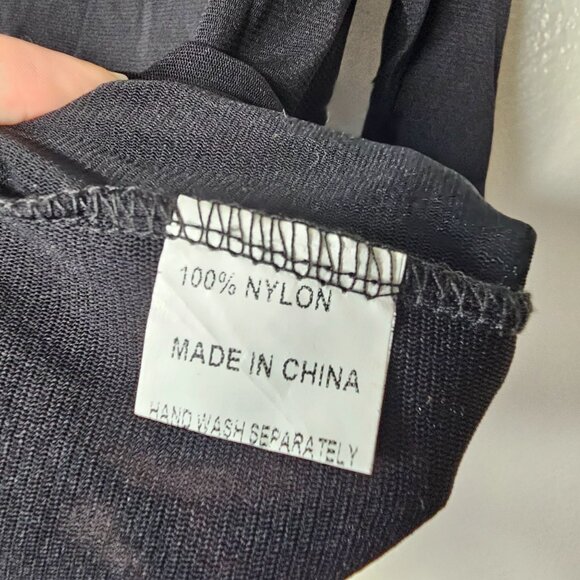 Size Medium Black 3/4 Sleeve Mesh Sheer Top Layering Whimsy Goth Y2K Grunge - Picture 5 of 6